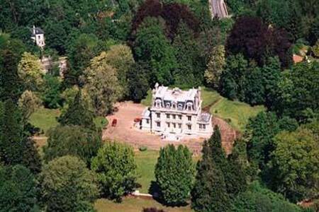 Castles & chateaux