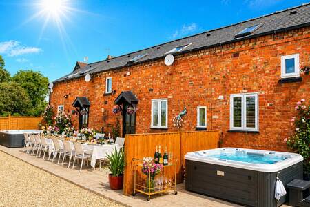 The Shakespeare Lodge - Sleeps up to 12 - Central England